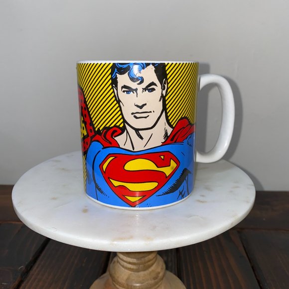 Superman and Wonder Women Mug - Picture 3 of 15